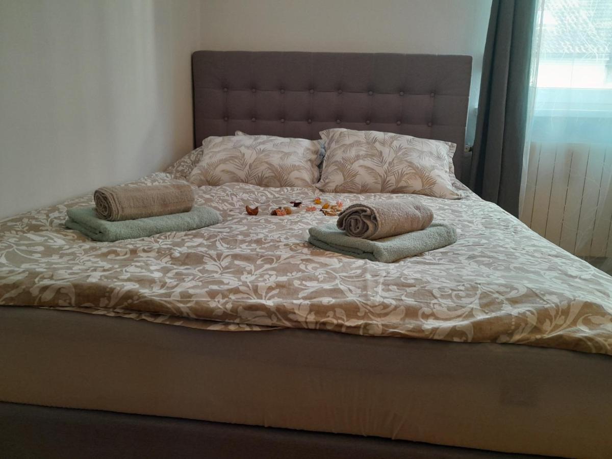 Gm Apartment, Free Private Parking ซาเกร็บ ภายนอก รูปภาพ